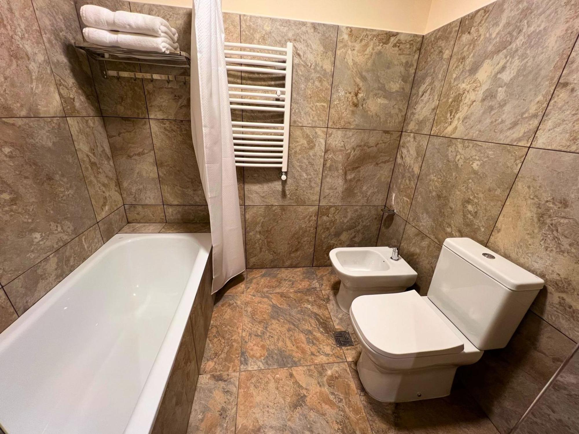 Huinid Pioneros Hotel San Carlos de Bariloche Rom bilde